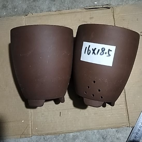 紫砂三角两个紫泥