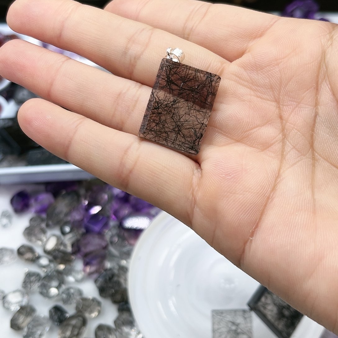 水晶发饰未镶嵌董****嘴29水晶