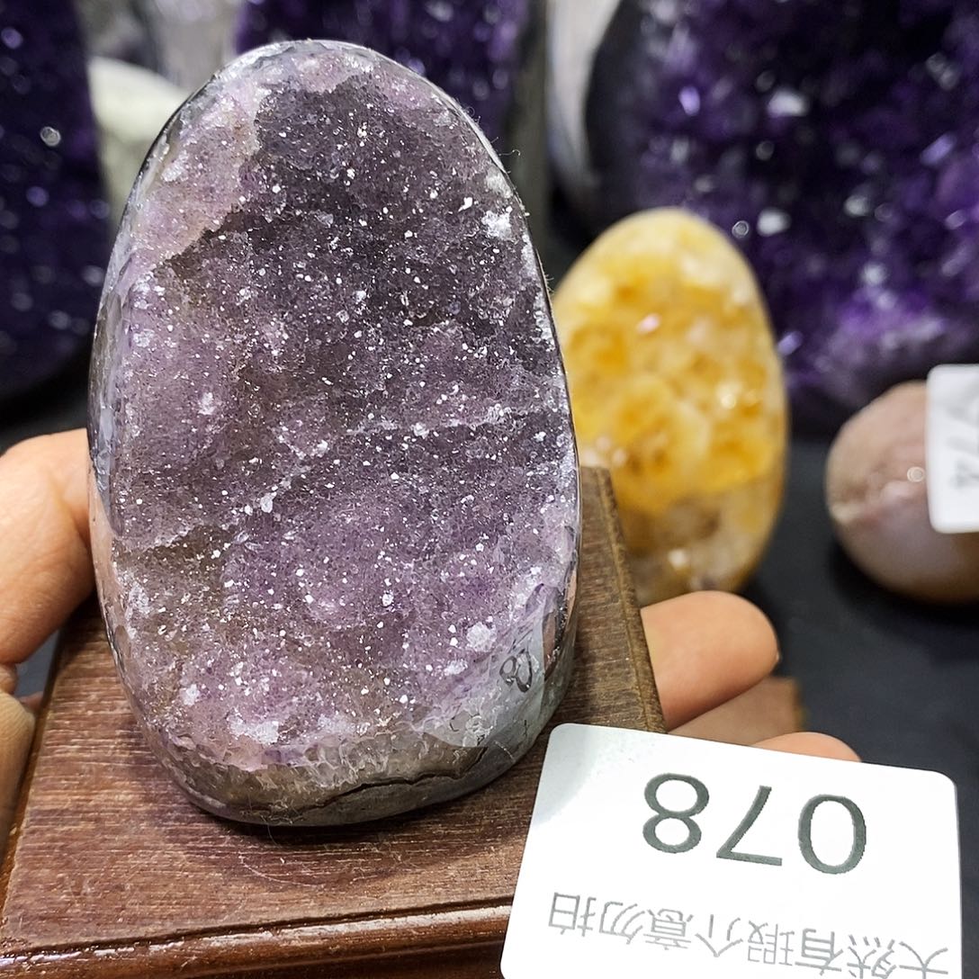 未镶嵌水晶大型摆件（非配饰）