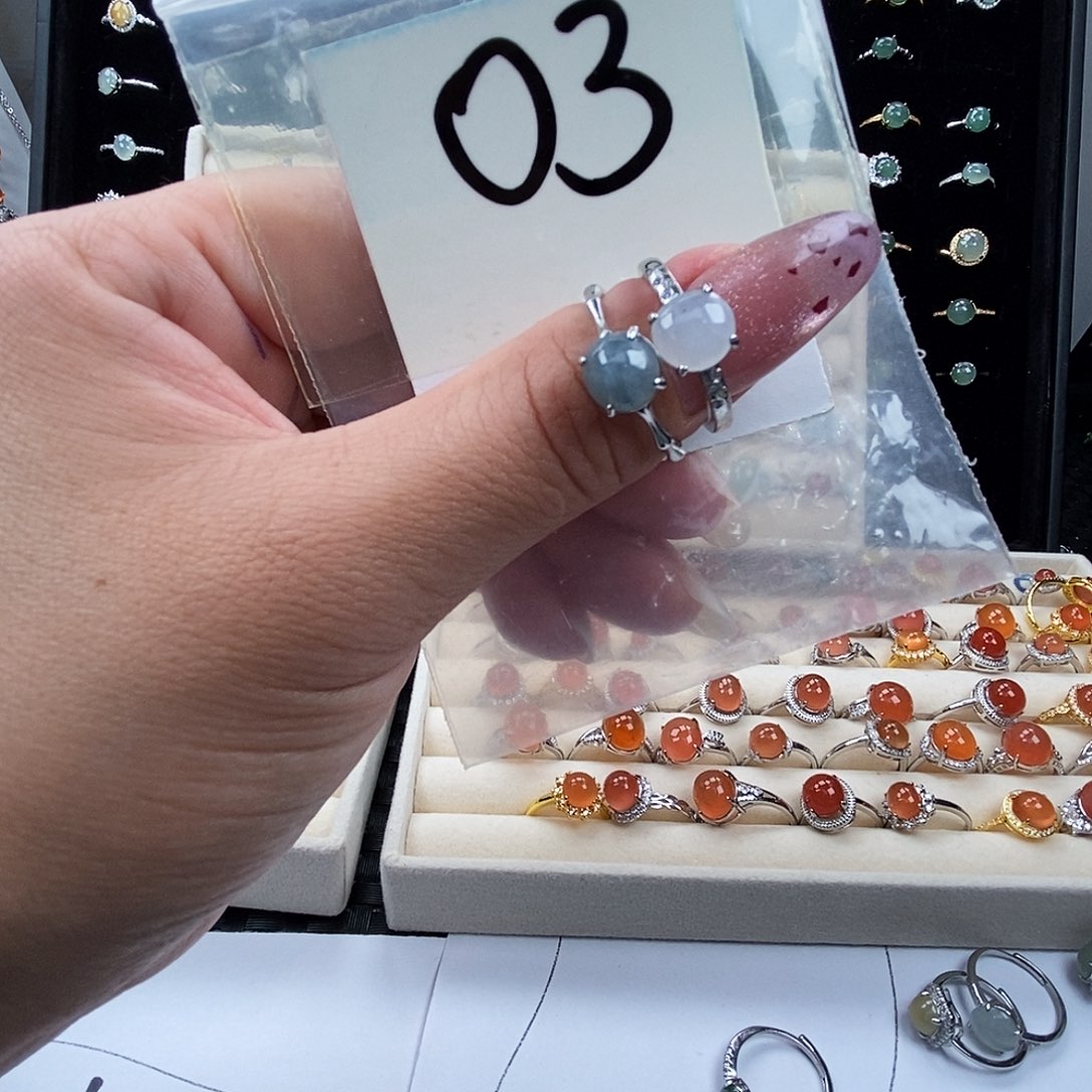 翡翠未镶嵌戒指缅甸