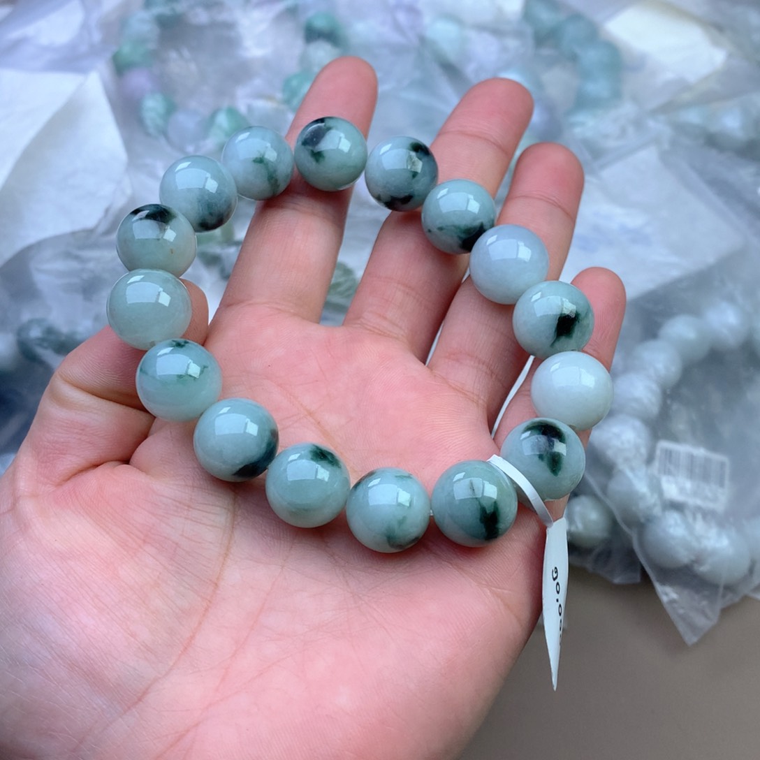 未镶嵌手串定制翡翠