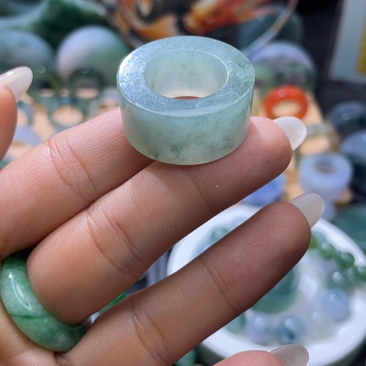 定制翡翠未镶嵌天然翡翠12-21圈