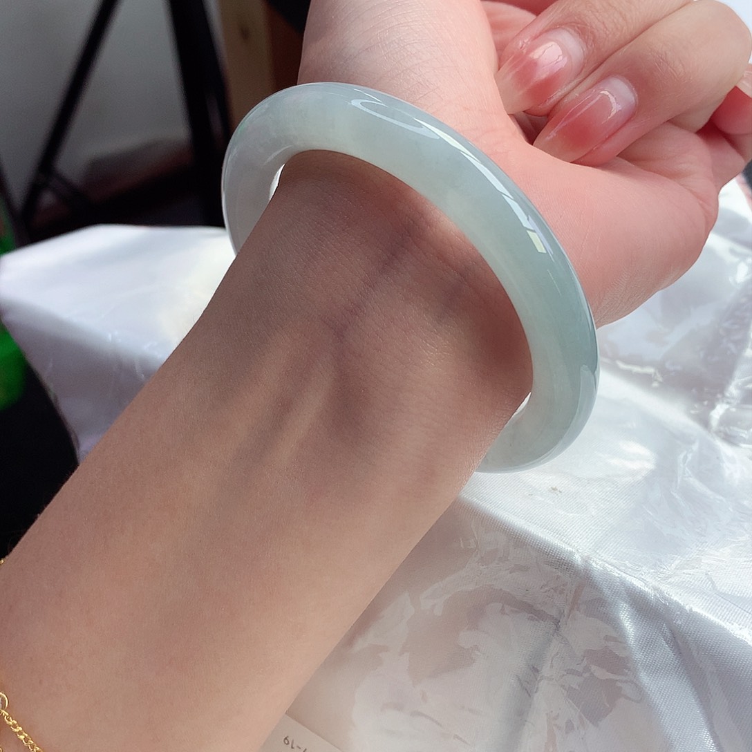 翡翠手镯未镶嵌天然A货翡翠57/58