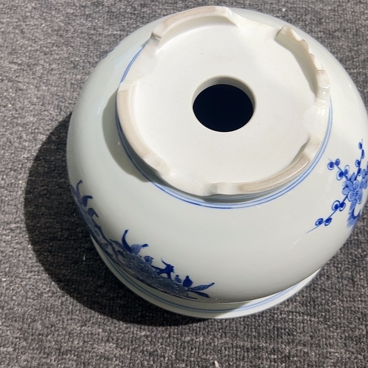 笙****青花花卉陶瓷花盆