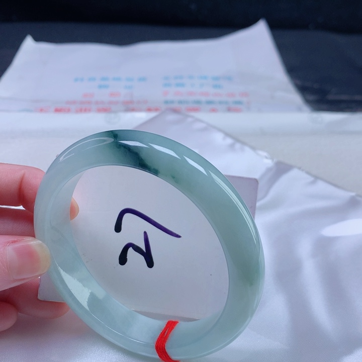 翡翠手镯未镶嵌5859585958595859