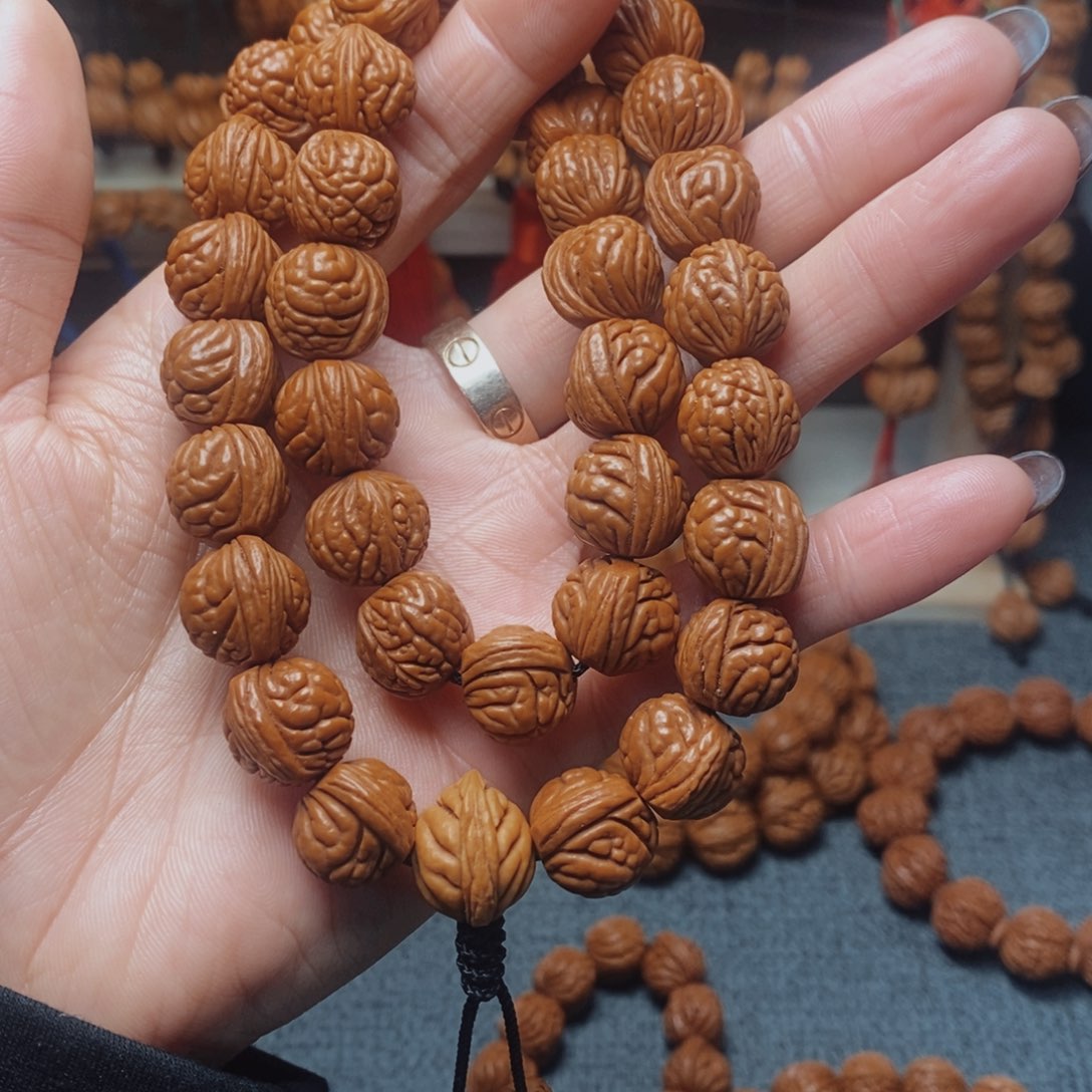 吊坠桃核龙纹桃枭