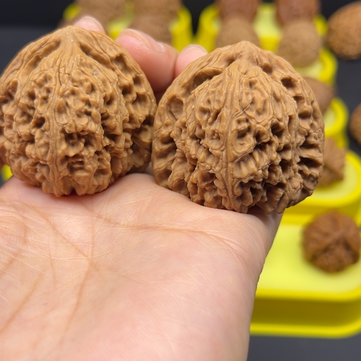 把件文玩核桃小**了把件文玩核桃