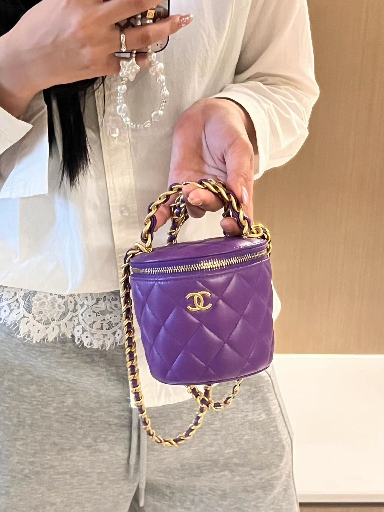 95新 Chanel/香奈儿 展会外场 紫色野餐水桶包 
