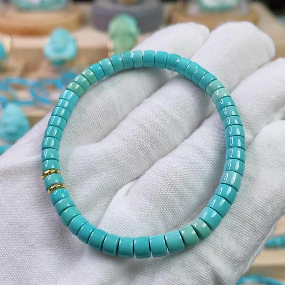 绿松石未镶嵌珠宝奇石