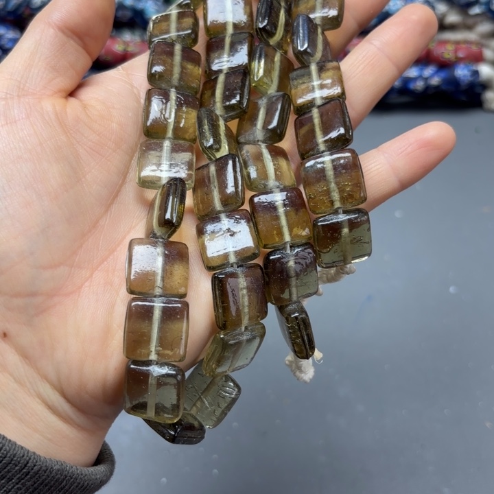 玻璃颈饰琉璃琉璃