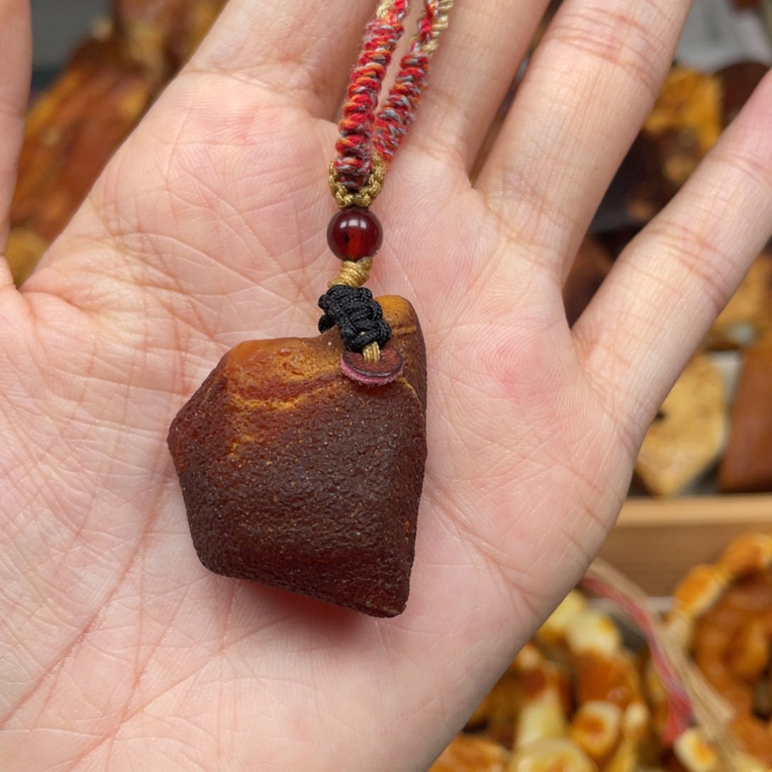 蜜蜡珠宝奇石未镶嵌