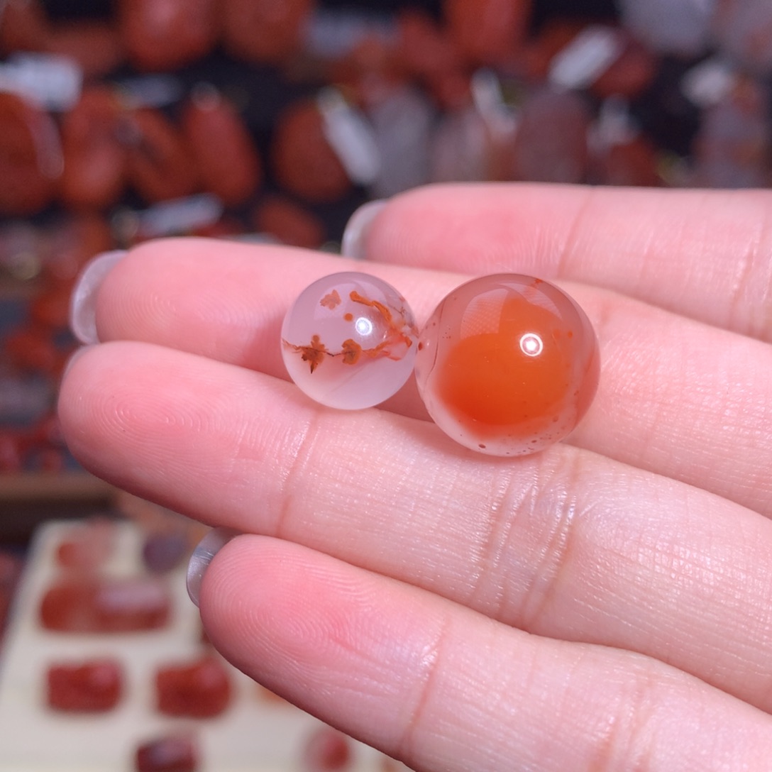 见***朴南红玛瑙未镶嵌珠宝半成品单珠8