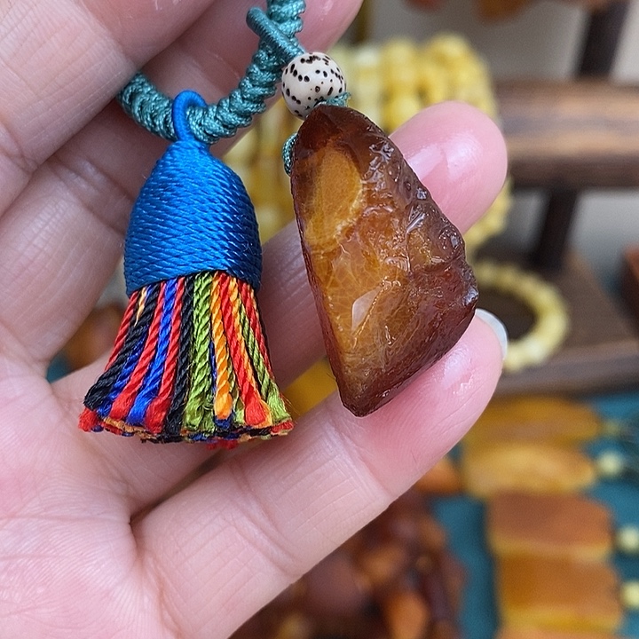 蜜蜡未镶嵌颈饰钥匙扣