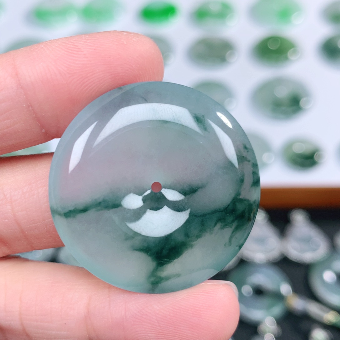 翡翠未镶嵌吊坠(不含链)33-6.0