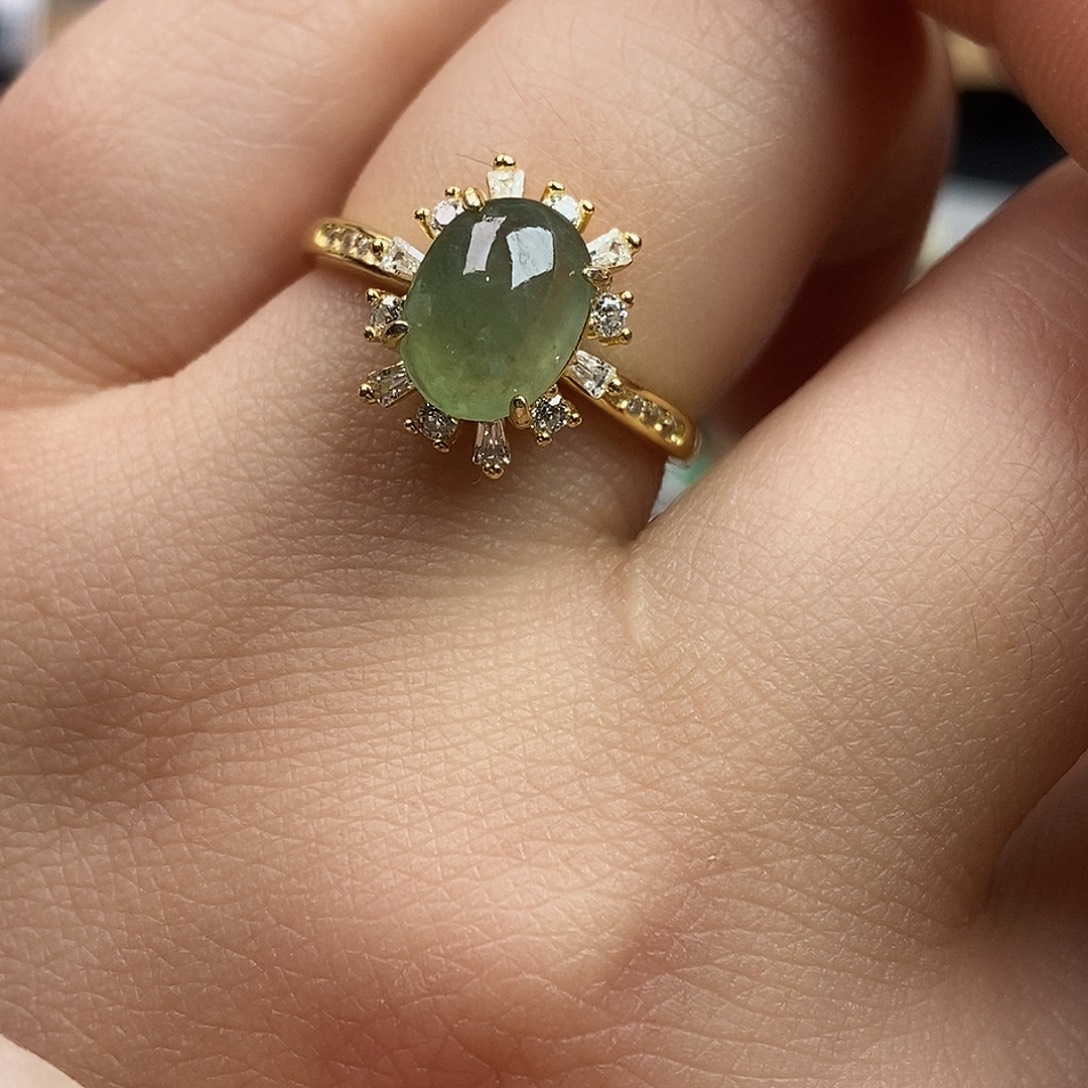 翡翠未镶嵌戒指翡翠