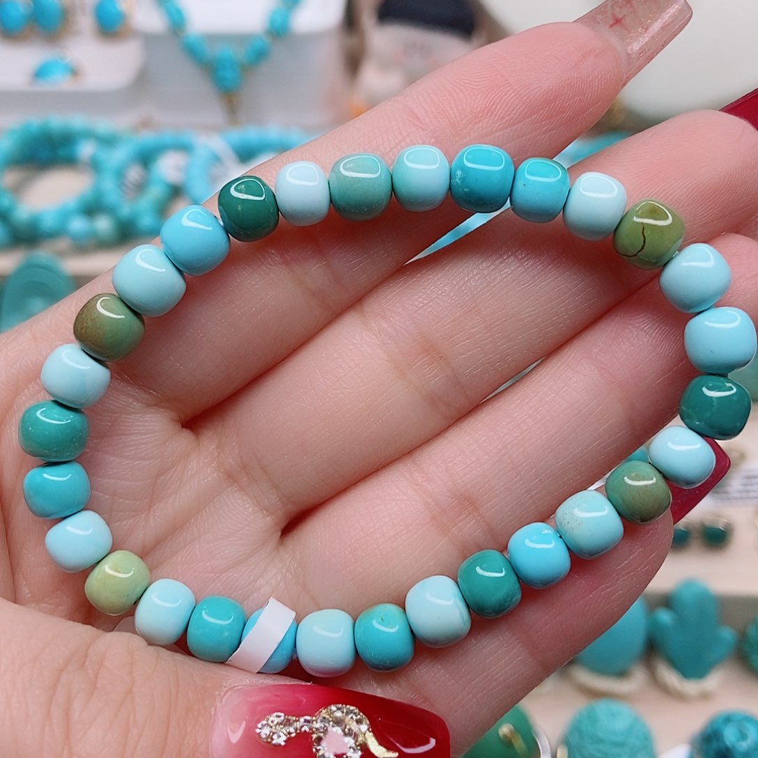 绿松石配饰未镶嵌