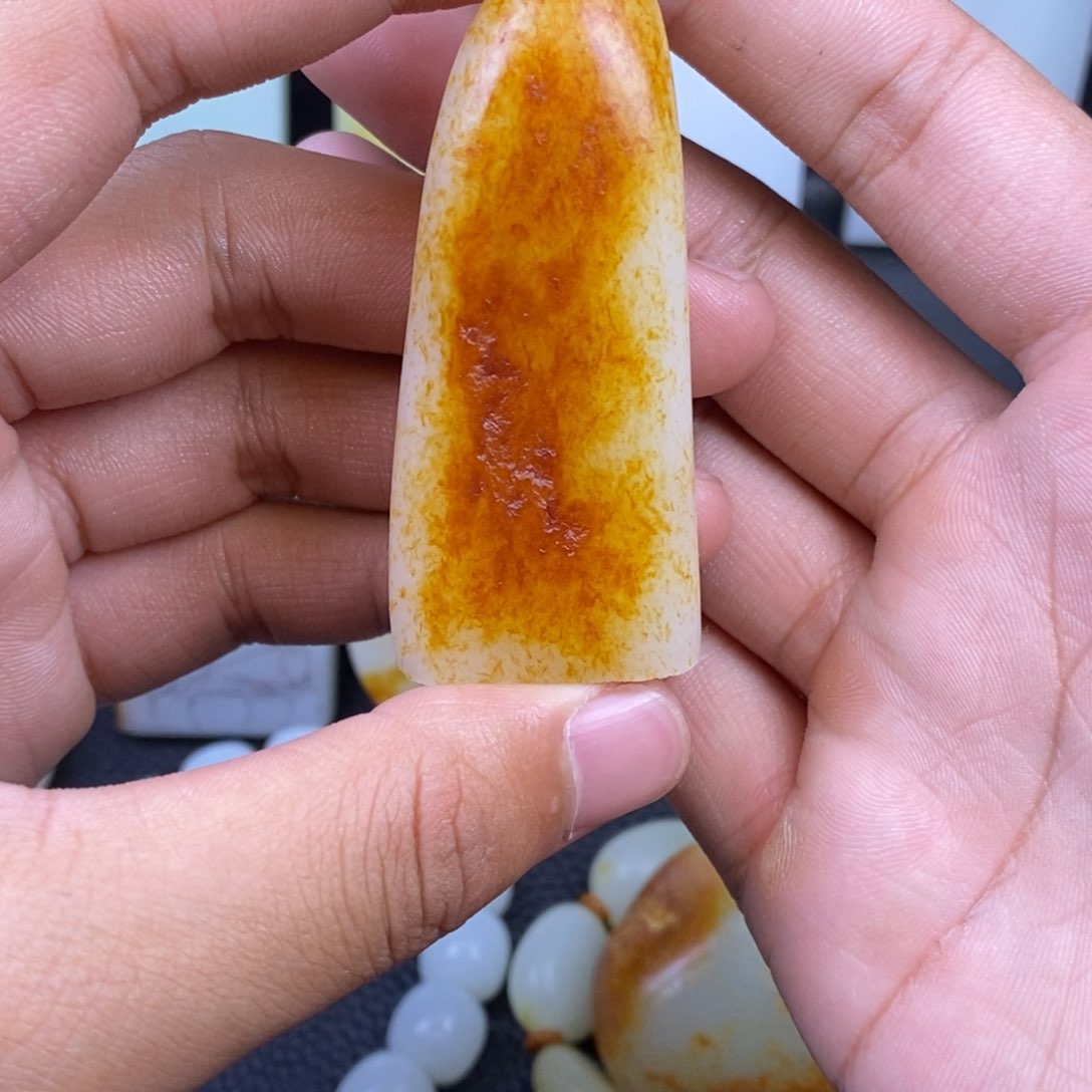 未镶嵌吊坠定制和田玉s****n