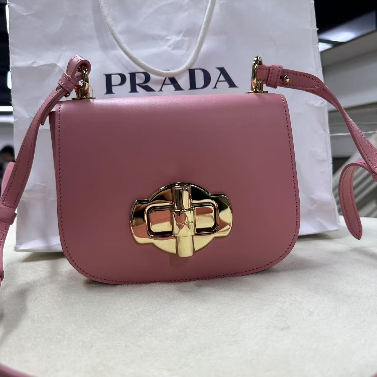 95新 Prada/普拉达 乱乱子中古/女士/单肩包/93265
