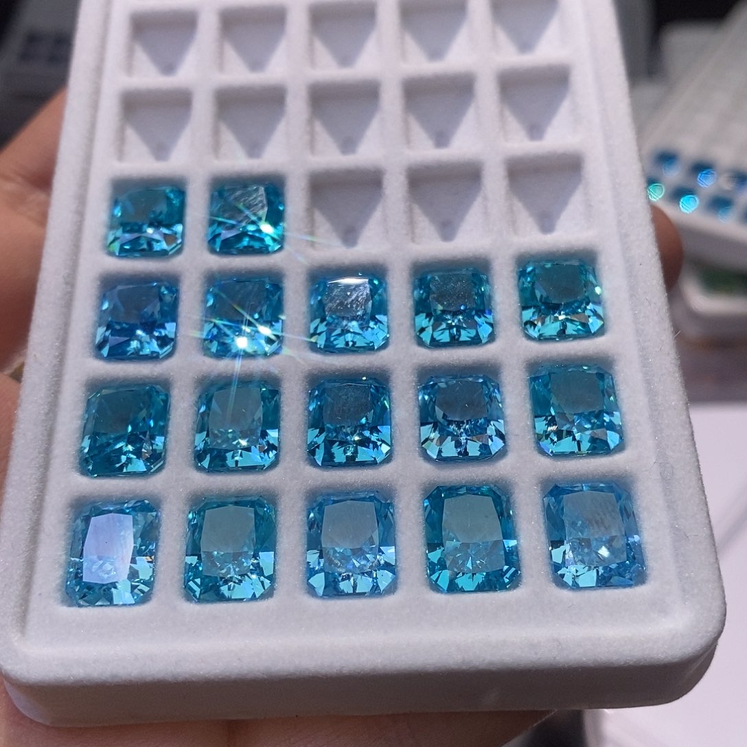8*10 1颗 长倒锆石（处理）冰花切