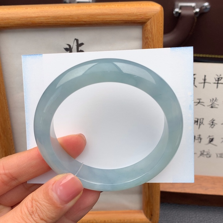 翡翠手镯未镶嵌翡翠手镯53