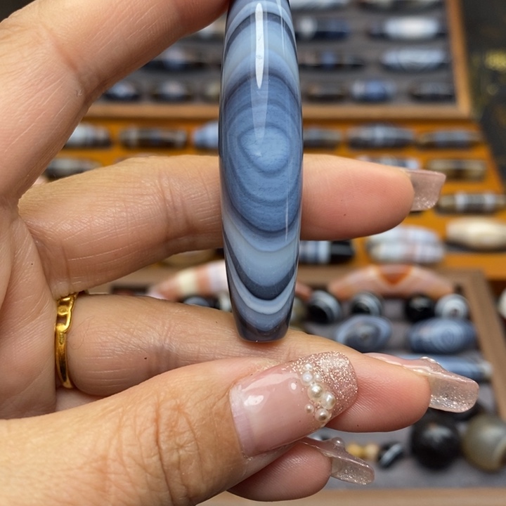 玛瑙/玉髓颈饰未镶嵌倪****弟