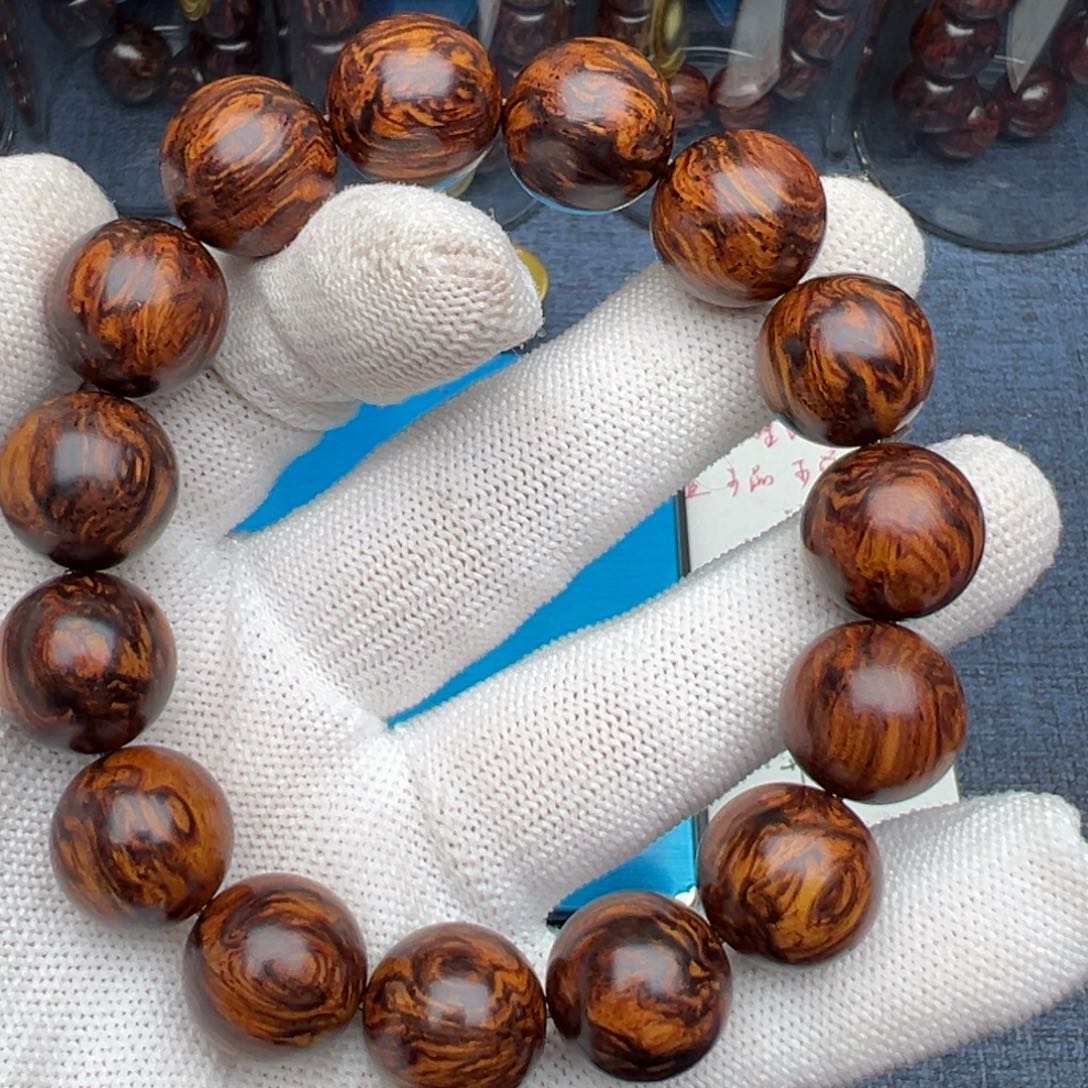 木名*海南红降花梨公1.5圆珠超一档妖孽纹