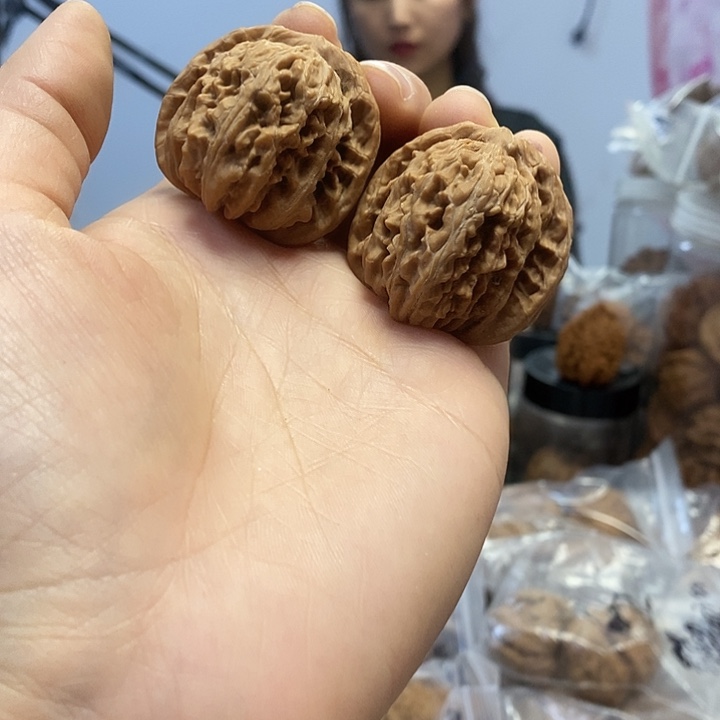 文玩核桃把件37山地楼