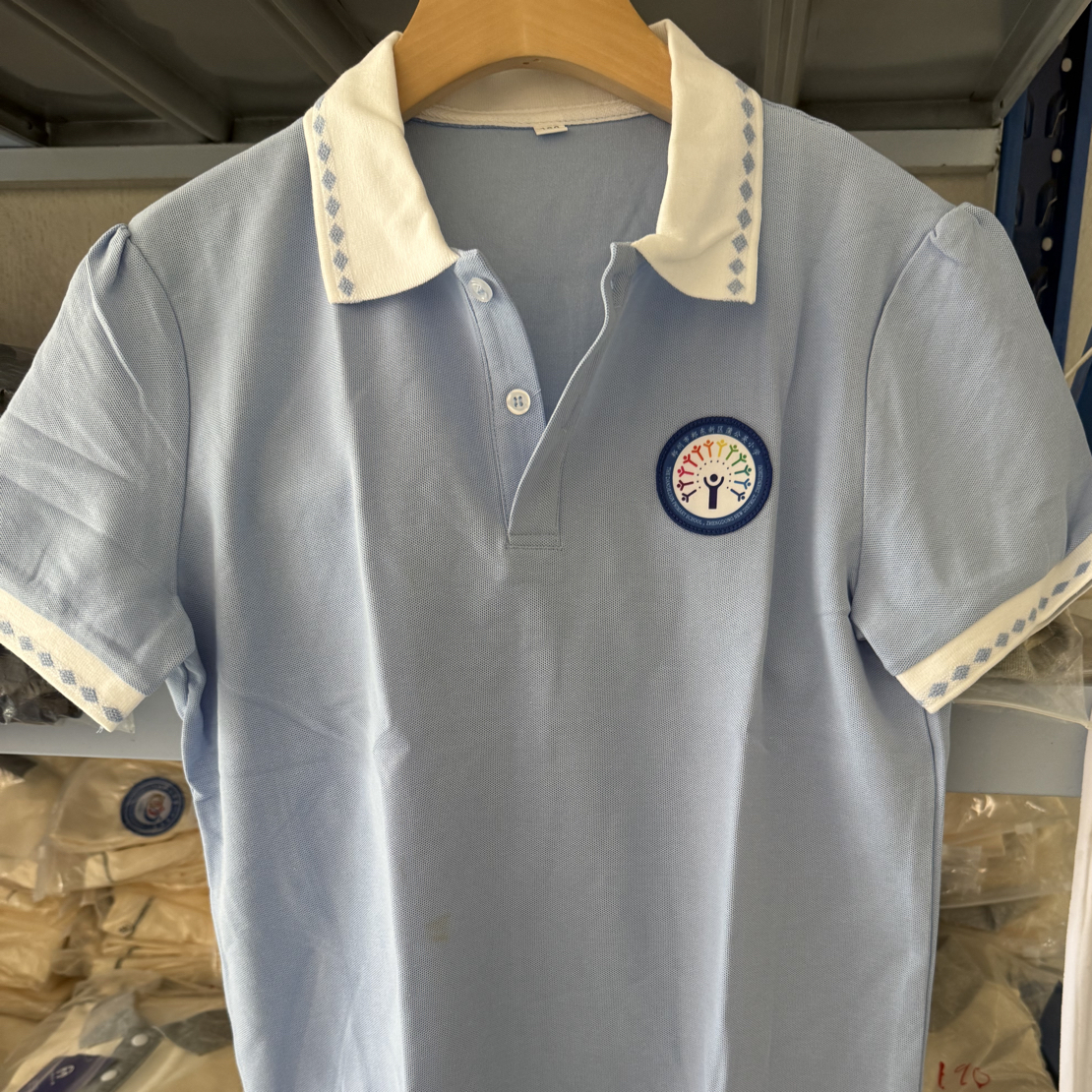 夏季浅蓝色POLO衫校服短袖，女款