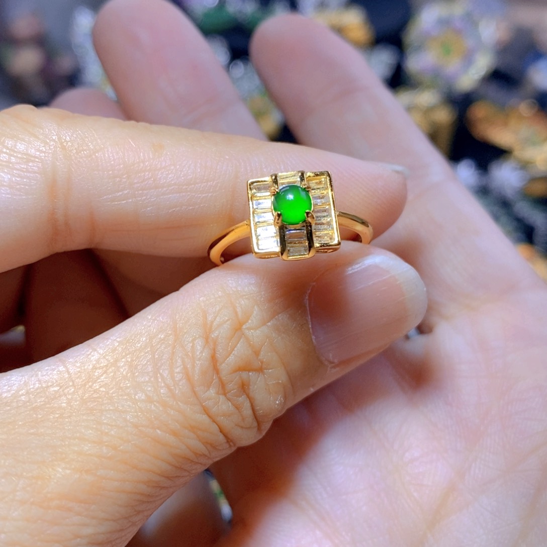 翡翠耳钉银S925镶嵌天然翡翠