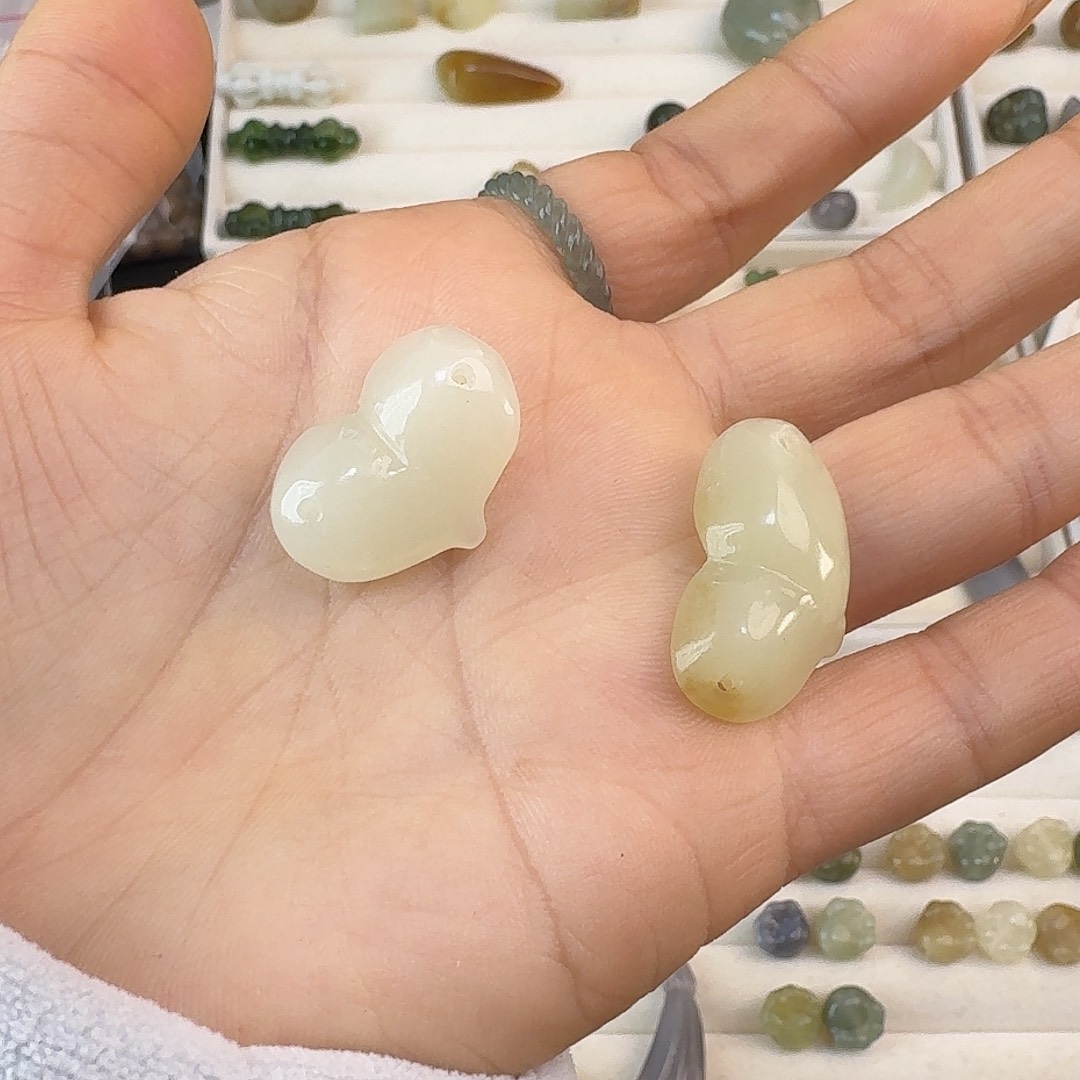 .***远和田玉未镶嵌珠宝半成品