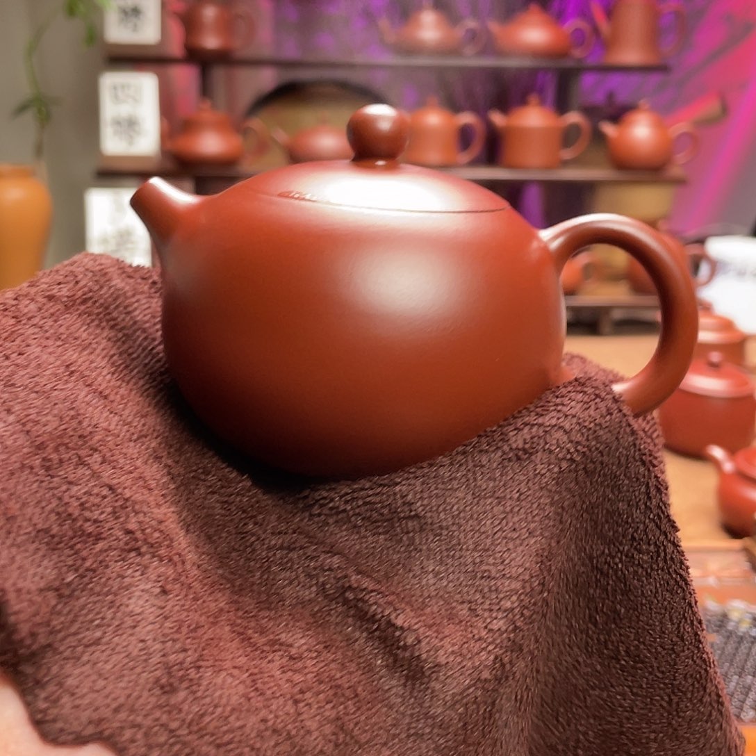 紫砂茶壶白**哥西施手拉壶