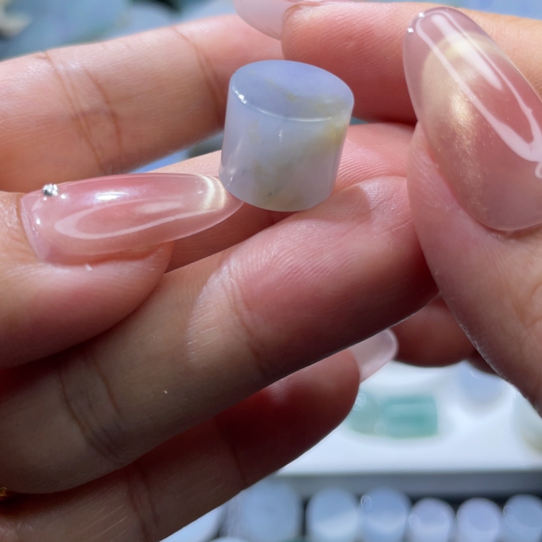 定制翡翠未镶嵌天然翡翠紫带黄