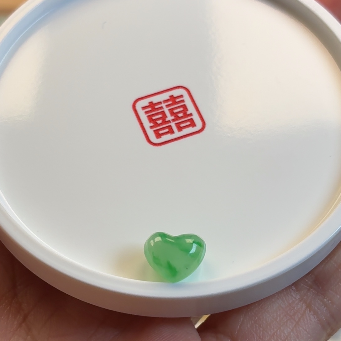 翡翠散珠飘花甜绿小爱心