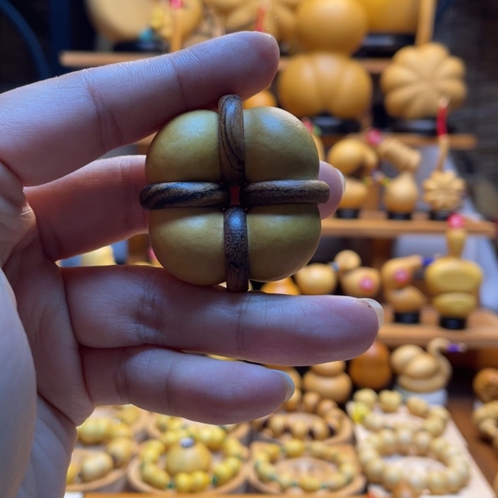 琳***萱天然葫芦自然生长