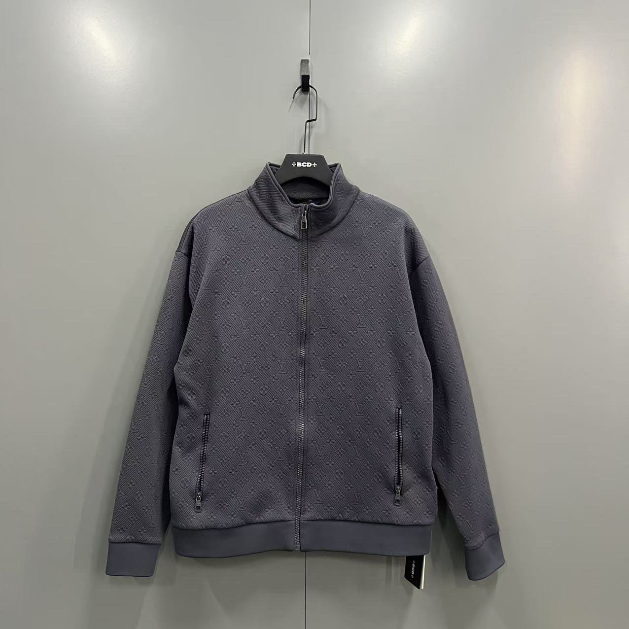 95新 LouisVuitton/路易威登 （jp）204 浮雕暗纹外套 XXL码