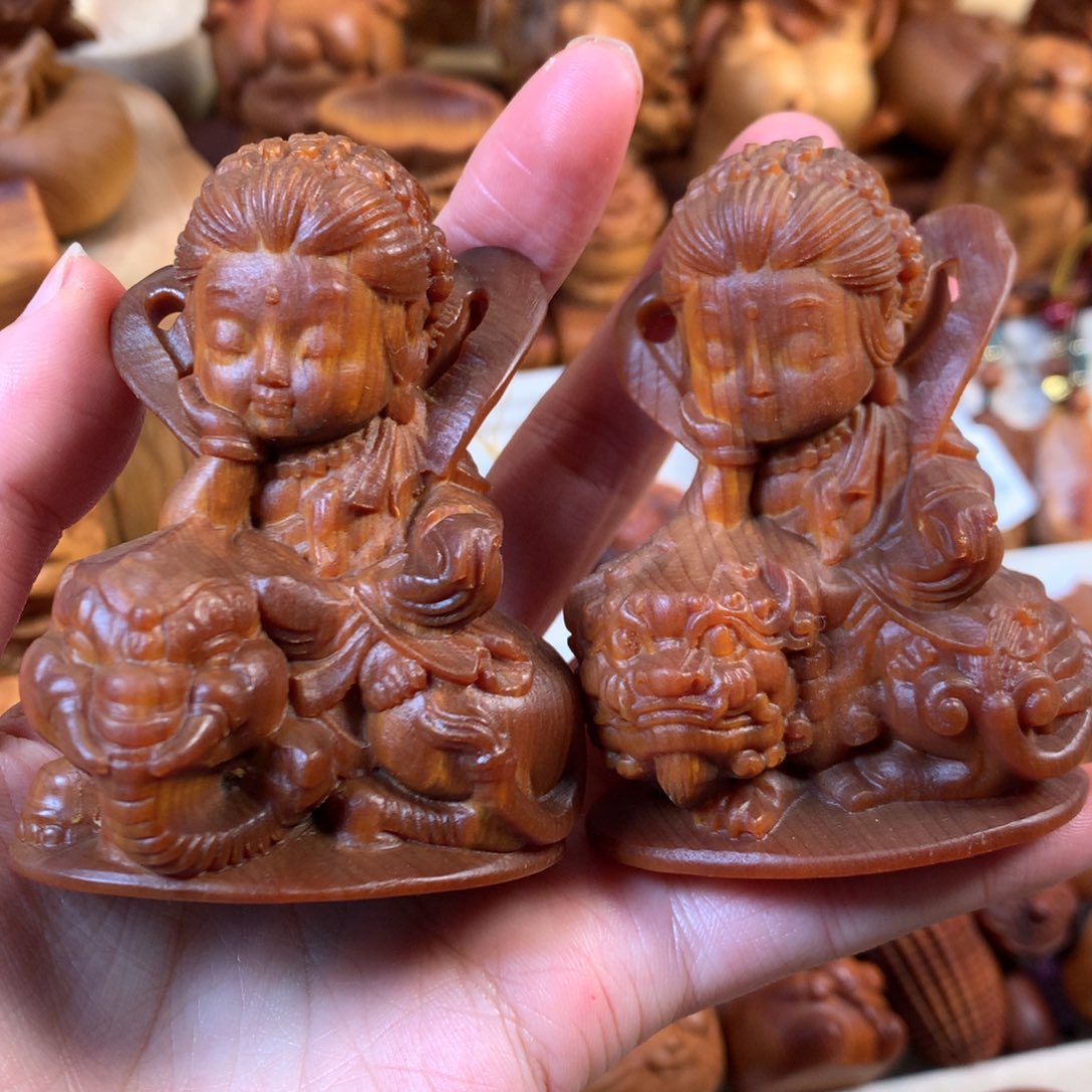 柏木（崖柏）高**子文殊普贤