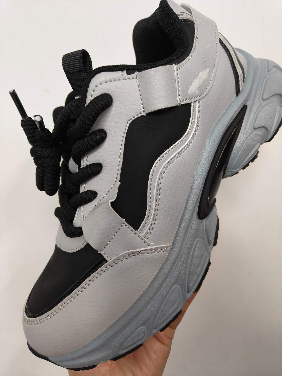 皮面加厚秋冬款户外跑步鞋运动鞋