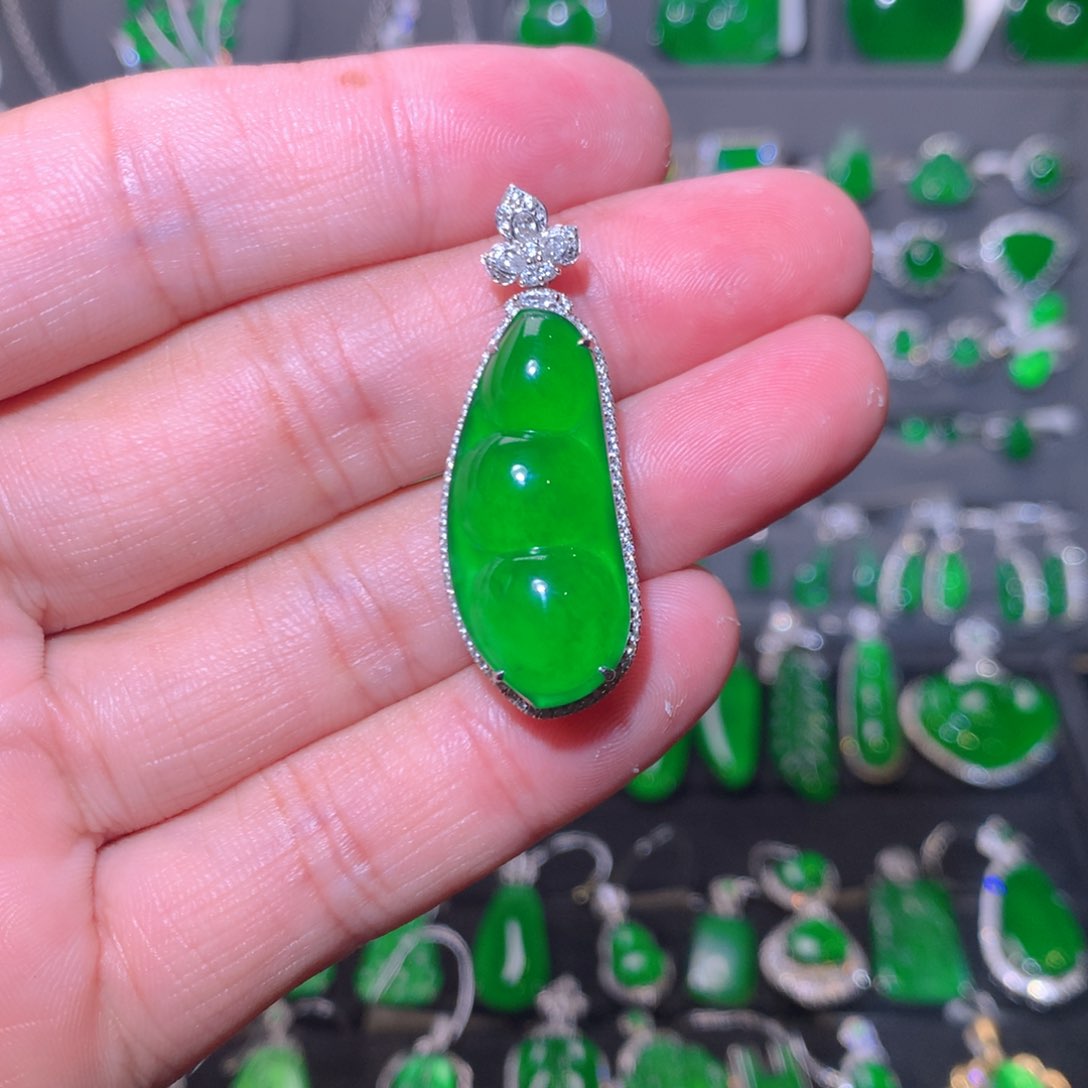 翡翠18K金镶嵌吊坠(不含链)天然翡翠
