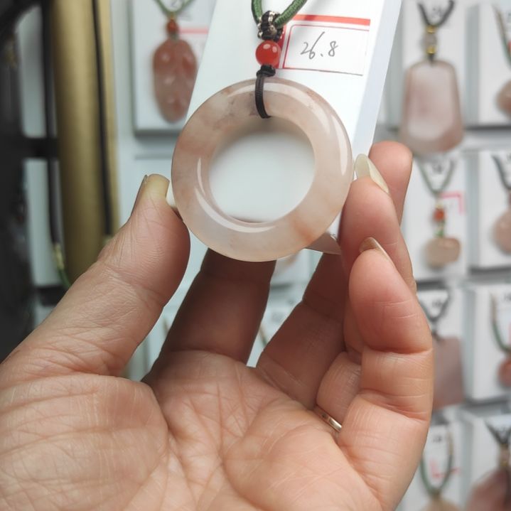 石英质玉颈饰未镶嵌桃花酿平安环