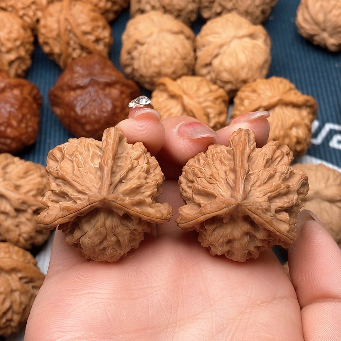 文玩核桃吊坠雨*尘盘山