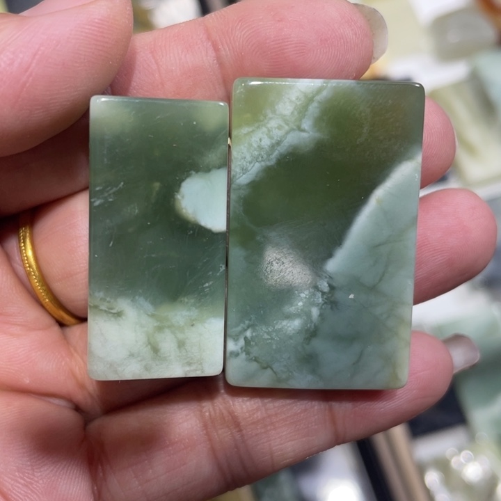 蛇纹石玉未镶嵌天然花玉平安无事牌