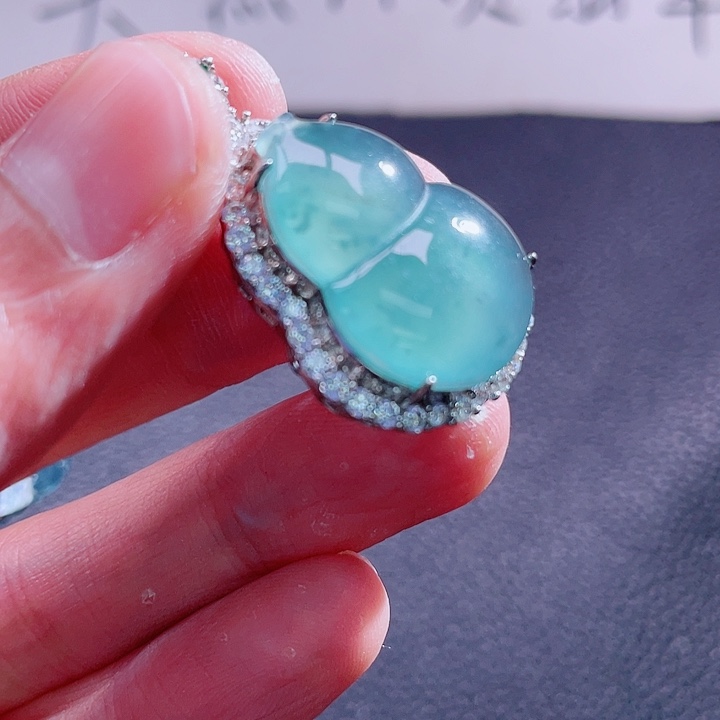 翡翠颈饰未镶嵌999999999