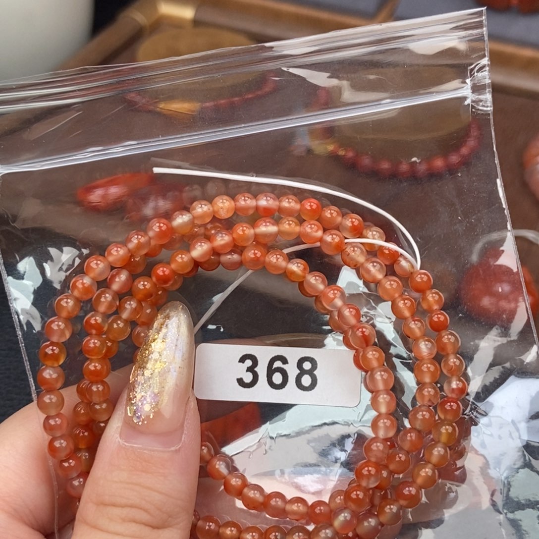 南红玛瑙未镶嵌手链