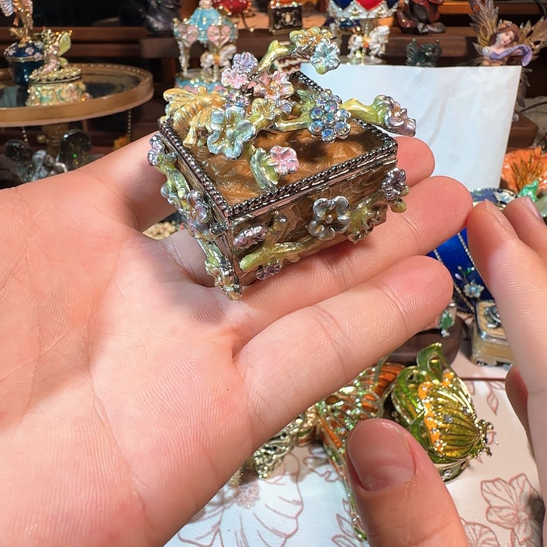 手工制品请勿吹毛求疵