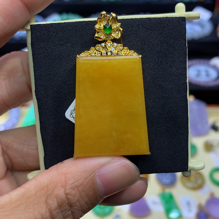 翡翠手链18K金镶嵌伊*翡翠 