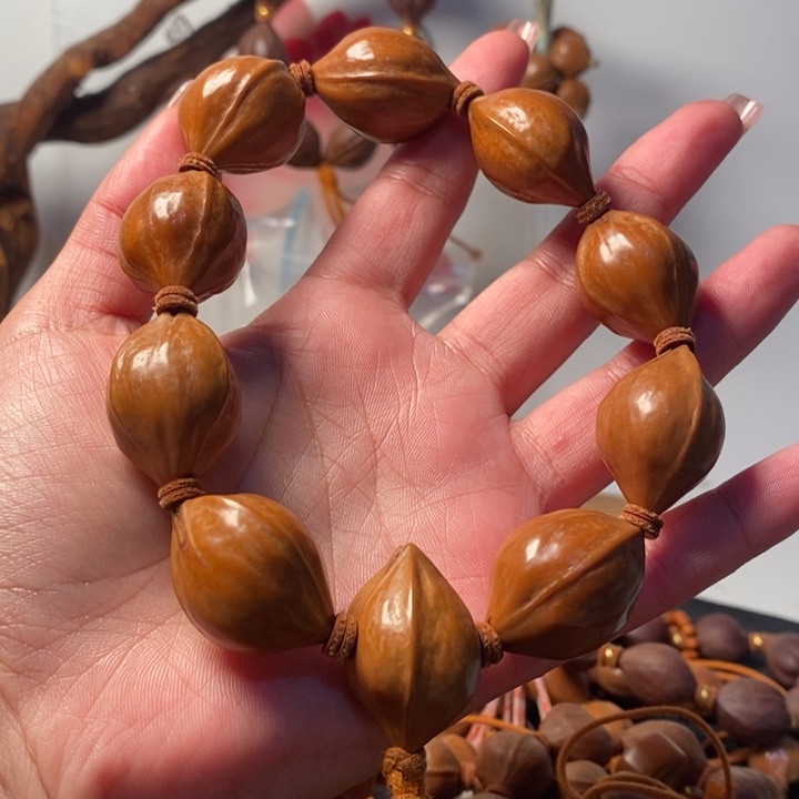 橄榄核手串/手链2.0三花铁盒