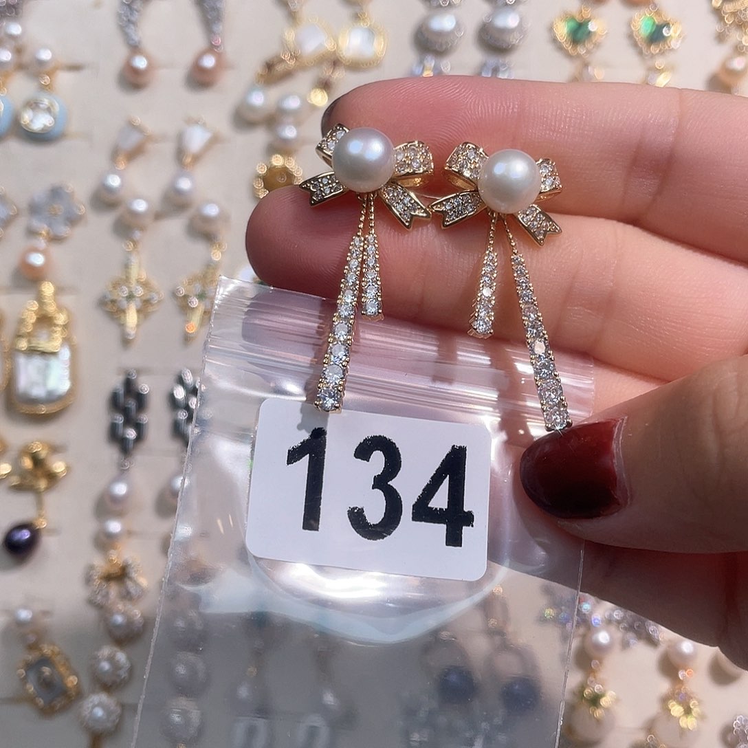 合金淡水珍珠耳饰