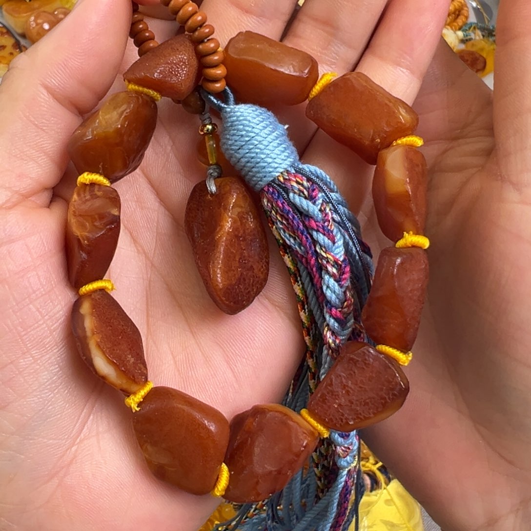 未镶嵌蜜蜡裸石蜜蜡