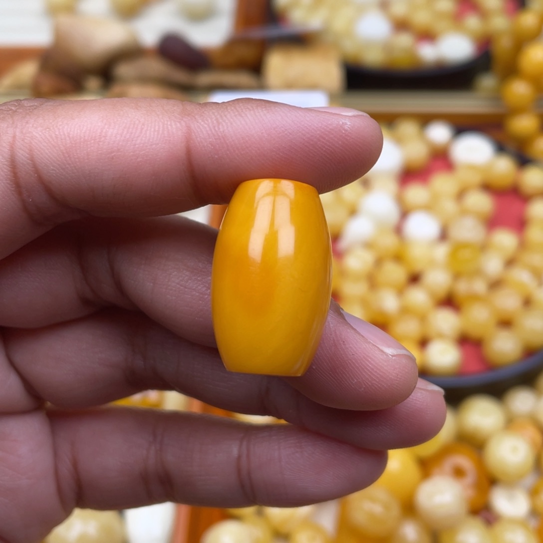 琥珀珠宝奇石未镶嵌划痕16.1