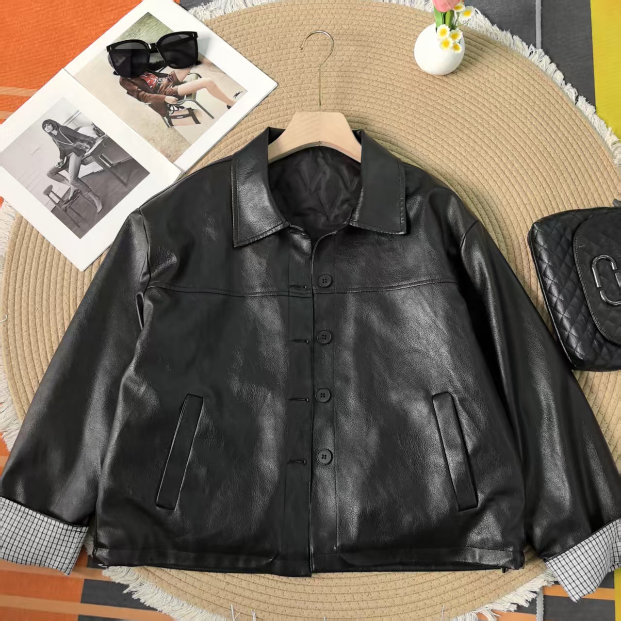 纪凡姬/25101-女士高级韩系范短款加厚翻领小皮衣夹克外套